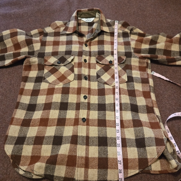 Vintage 1960s Woolrich Mackinaw Flannel Size Medium Men's Hunting Fishing Plaid - Picture 6 of 9